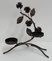 Chân đế nến bông hồng 2 ngọn cao 20 cm: 100.000 đ/cái