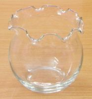 Hồ bèo, cỡ trung (ɸ 11 cm, cao 10 cm): 40.000 đ/cái, 6 cái = 200.000 đ