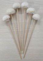 Bông hoa mây ɸ 2,6 cm ghim que mây 15 cm: 6.000 - 8.000 đ/cái