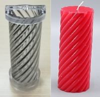 Khuôn nến trụ xoắn ɸ 5,5 cm, cao 15 cm + đế + vòng định vị bấc: 130.000 đ/cái, 6 cái = 650.000 đ