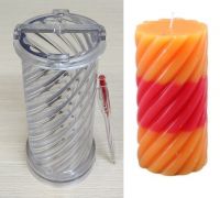 Khuôn nến trụ xoắn ɸ 7,5 cm, cao 17,5 cm + đế + vòng định vị bấc: 200.000 đ/cái, 6 cái = 1.000.000 đ