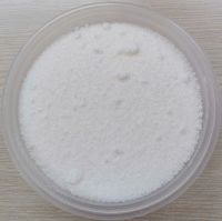 7. Sáp cọ bột (dạng bột, màu trắng, không mùi): pha với bơ đổ tealight, đổ ly cốc; pha với sáp paraffin hoặc sáp ong đổ ly cốc, đổ khuôn