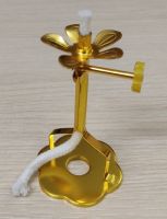 Phao đứng cố định, có núm vặn dây bấc (ɸ đế 4 cm, cao 7 cm): 60.000 đ/cái, 6 cái = 300.000 đ