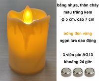13. Đèn nến nhựa thân chảy, màu trắng kem ɸ 5 cm cao 7 cm: 24.000 - 30.000 đ/cái